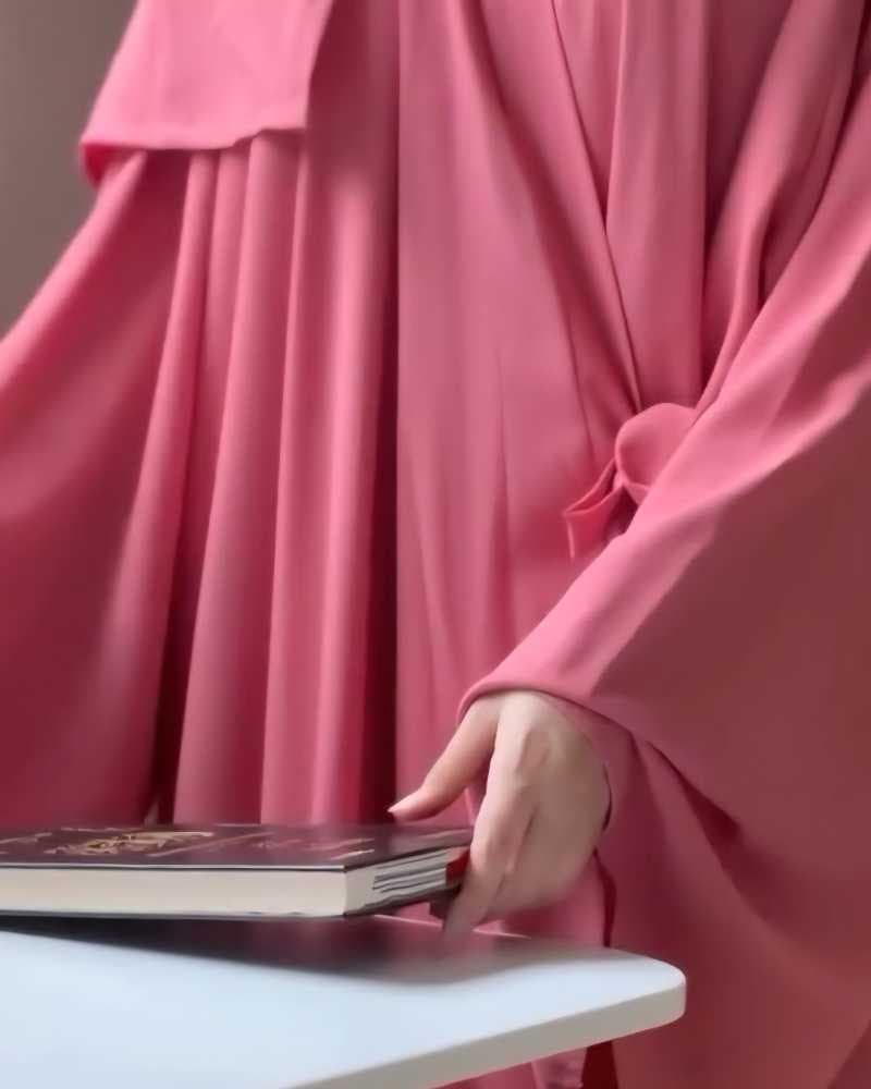 مُصلّية كريب اللون وردي غامق   "تصميم لف".
