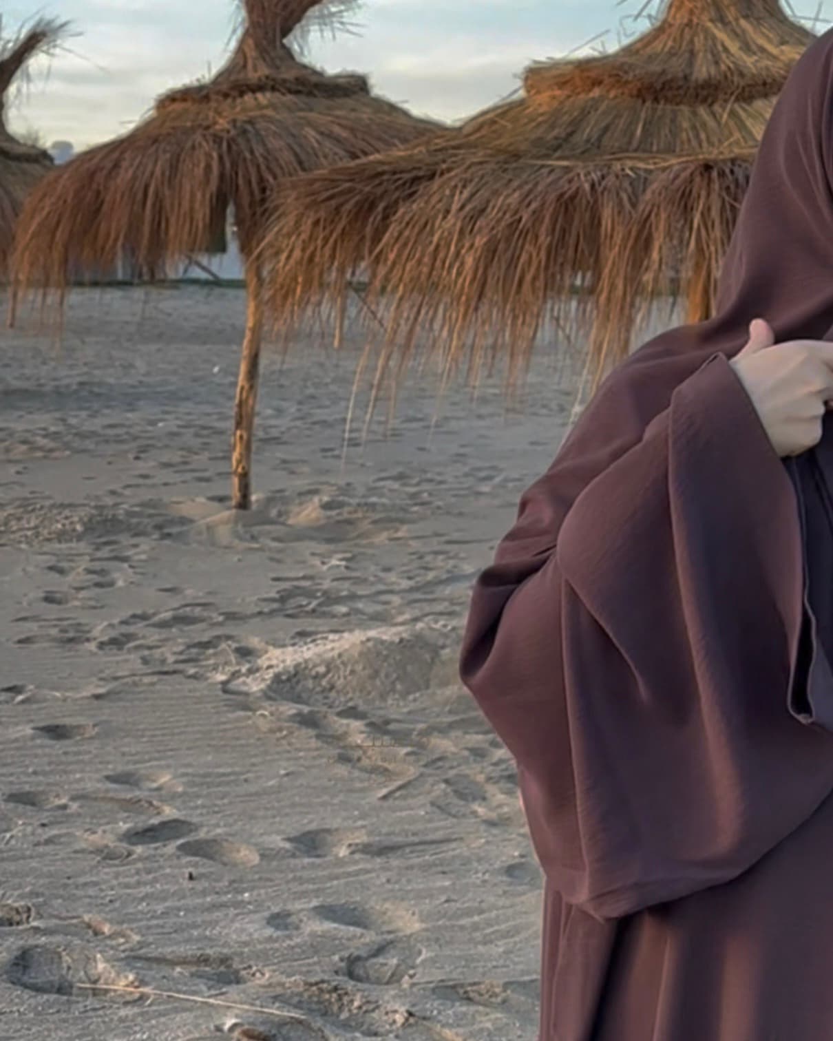 مُصليّة cy ( بنفسجي قاتم )   
