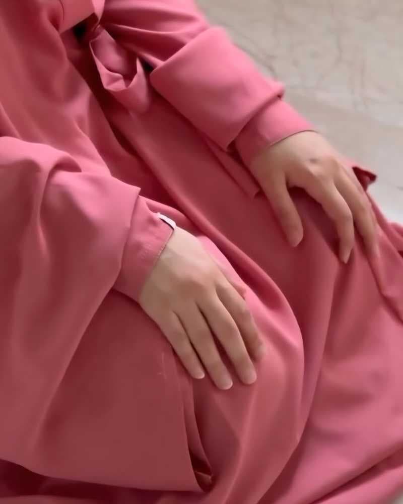 مُصلّية كريب اللون وردي غامق   "تصميم لف".