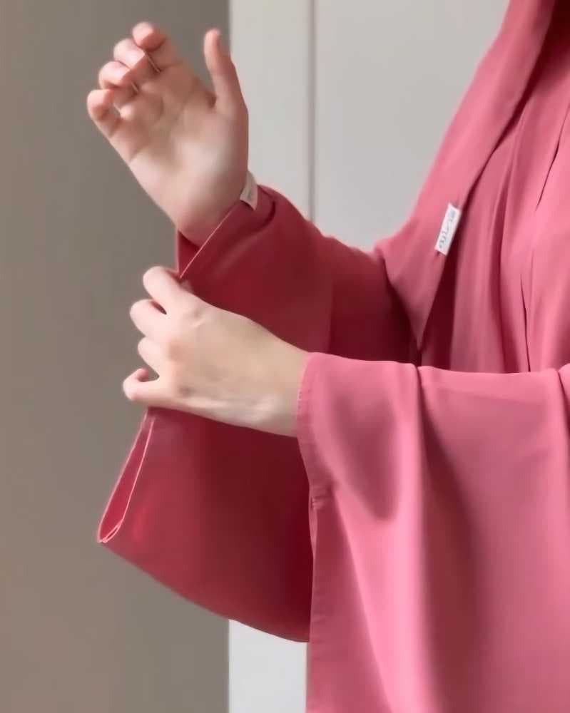 مُصلّية كريب اللون وردي غامق   "تصميم لف".